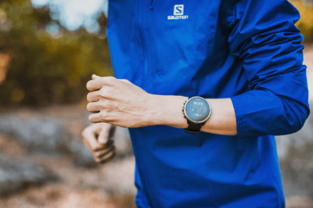 如何获得更精确的腕部心率读数 - 提示和故障排查步骤